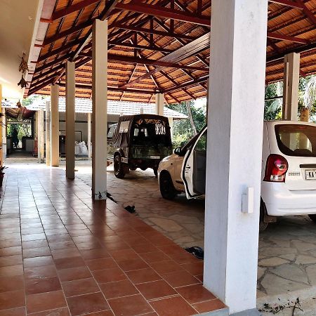 Hanakodu Homestay Sringeri Bagian luar foto