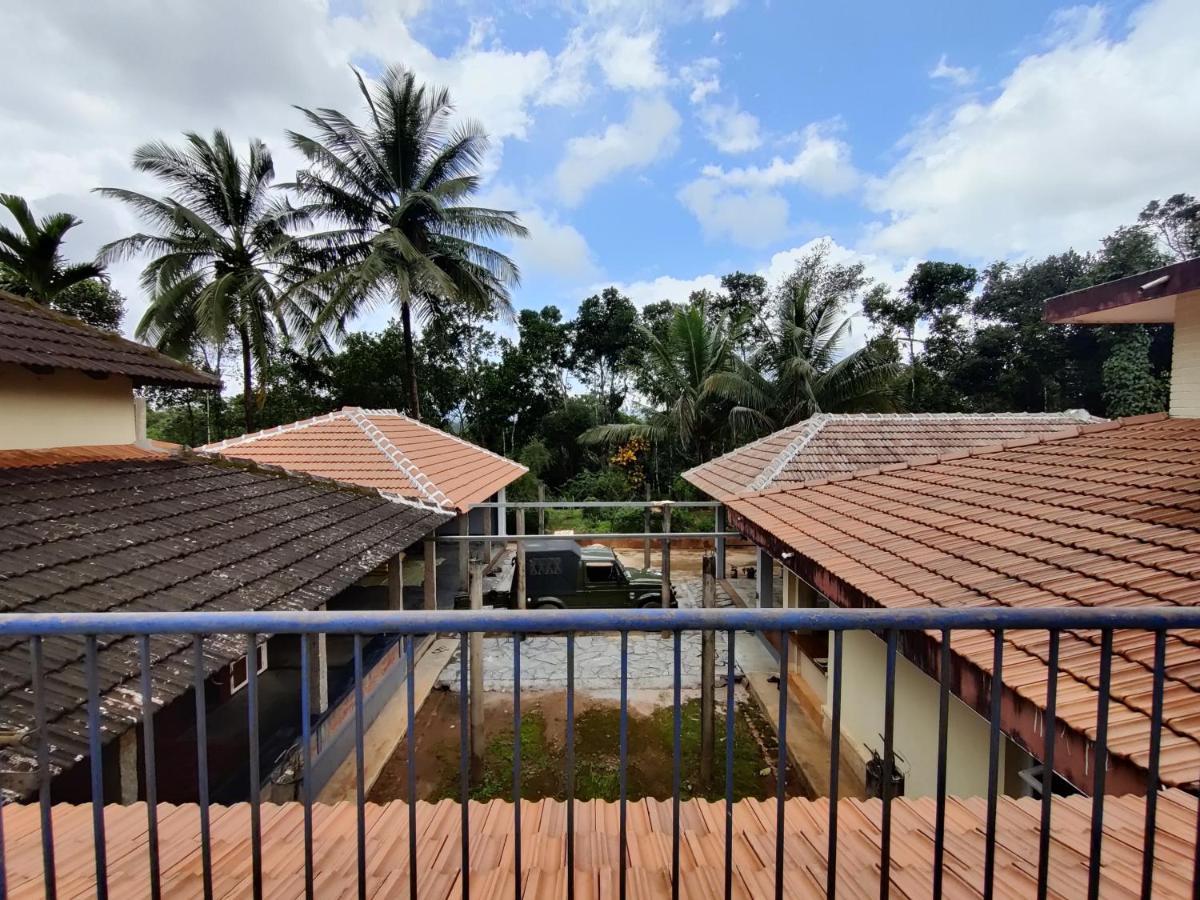 Hanakodu Homestay Sringeri Bagian luar foto